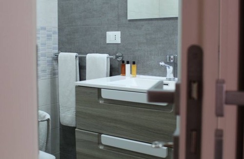 Cosenza Bed & Breakfast | Experience B&B Erifra' Piccolo Hotel with Top Amenities