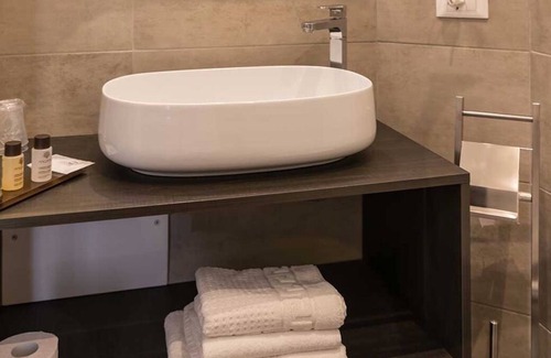 Borgo Trento House | Relaxing Stay at B&B FABLAS - Ocean View Havana Room
