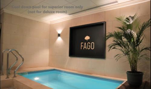 Sint-Michiels Bed & Breakfast | Welcoming Retreat at B&B Fago with Pool & Hot Tub
