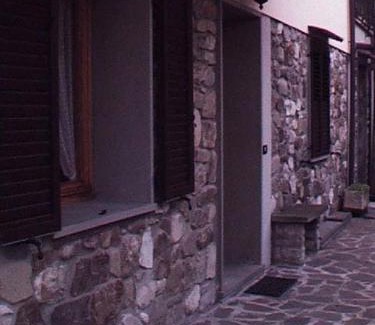 Corrubbio di Negarine Bed & Breakfast | Discover B&B fam. ACCIAI: Pet-Friendly & Family-Oriented Stay