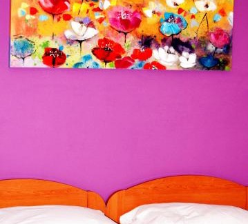 San Cipirello Bed & Breakfast | Exceptional B&B Federico II: Family-Friendly with Kitchen