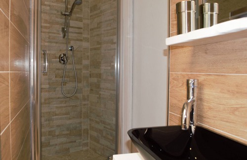 Chiaia Bed & Breakfast | Eco-Friendly B&B Filangieri: Perfect for Families & Guests