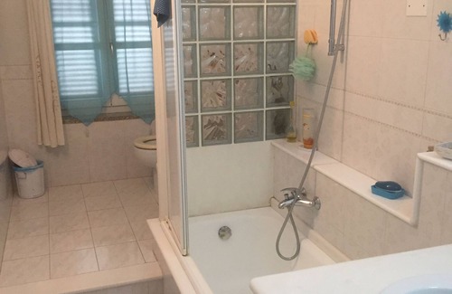 Santa Giusta Bed & Breakfast | Cozy B&B Filomena: Guest Rated 8.8 with Breakfast & Kitchen