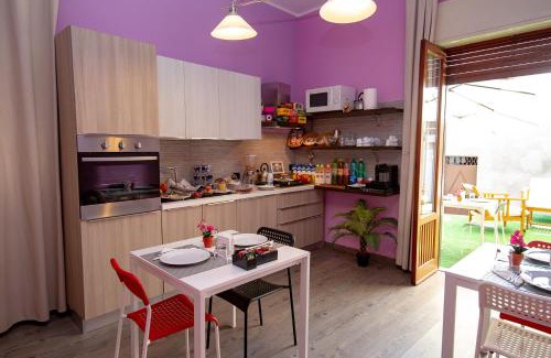 Nicolosi Bed & Breakfast | Discover B&B Fiori di Lava: Pet Friendly & Hot Tub Access