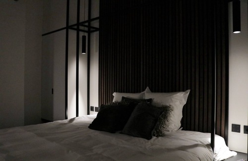 Kristus-Koning Bed & Breakfast | Intimate B&B Getaway with Spa and Pool for Two