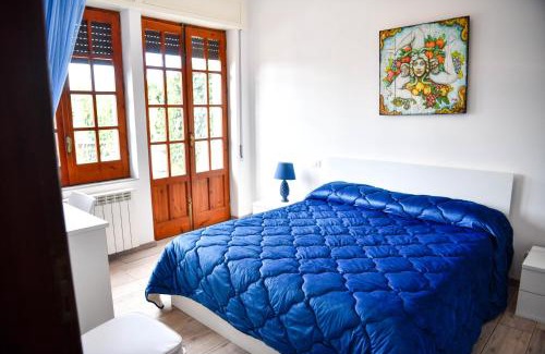 Pergusa Bed & Breakfast | Cozy B&B Francesca: Oceanfront Retreat with Spa Amenities