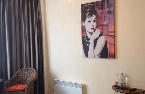 Westende Hotel | Unique B&B Geste d' Alice with On-Site Restaurant & High Rating