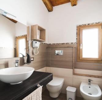 San Teodoro City Centre Bed & Breakfast | Pet-Friendly B&B Gonare: Guest Rated 9/10 with Great Amenities