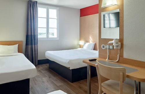 Magny-le-Hongre Hotel | Enjoy Comfort at B&B Hôtel near Disneyland® Paris