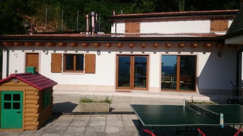 Caprino Veronese Bed & Breakfast | Delightful Stay at Happy Guest - 10/10 Rated Accommodations
