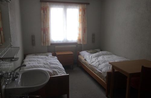 Saas Grund Bed & Breakfast | B&B Haus Granit Saas Grund