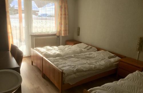 Saas Grund Bed & Breakfast | B&B Haus Granit Saas Grund