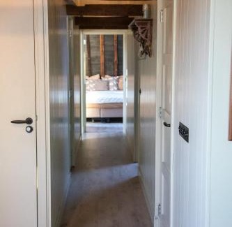 Dokkum Bed & Breakfast | Family-Friendly B&B Hoogstraat with High Guest Ratings