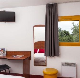 Saint-Sylvain-d'Anjou Hotel | Comfortable Stay at B&B HOTEL Angers Parc Expos