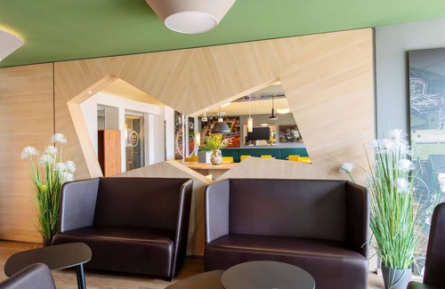 Hochfeld Hotel | Comfortable Stay at B&B Hotel Augsburg-Süd with Breakfast