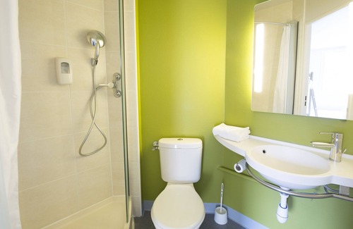 Moneteau Hotel | Comfortable B&B HOTEL Auxerre Monéteau with Breakfast & More