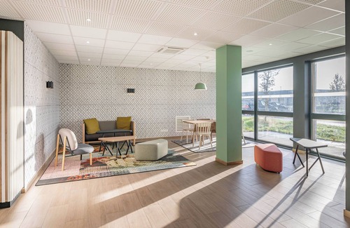Saint-Andre-de-Cubzac Hotel | Discover B&B HOTEL Bordeaux with Family-Friendly Amenities