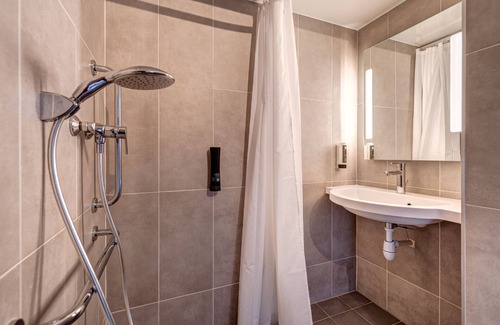 Saint-Andre-de-Cubzac Hotel | Discover B&B HOTEL Bordeaux with Family-Friendly Amenities