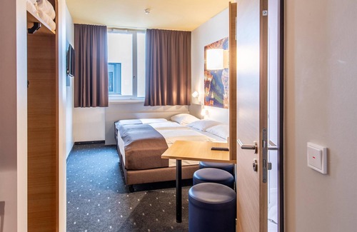 Bayreuth Hotel | Discover B&B Hotel Bayreuth: Family-Friendly & Accessible