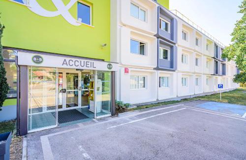 Saint-Francois d'Assise Hotel | Budget-Friendly B&B HOTEL Besançon Chateaufarine for Families