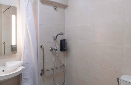 Bourges Hotel | Comfortable Stay at B&B HOTEL Bourges with Breakfast Included
