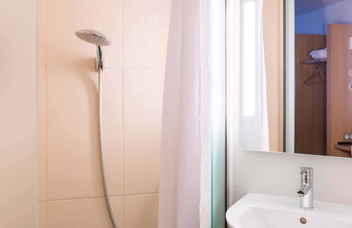 Bourges Hotel | Comfortable Stay at B&B HOTEL Bourges with Breakfast Included