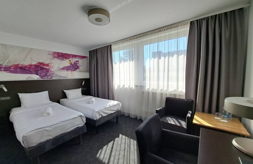 Bytom Hotel | Discover B&B HOTEL Bytom: Family-Friendly with Spa Access