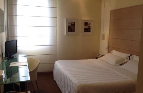 Calenzano Hotel | Oceanfront Bliss at Hotel First: Pet-Friendly & Pool Access