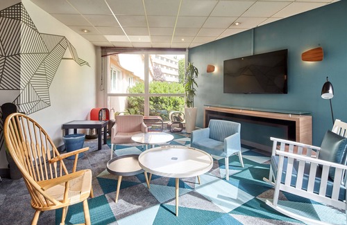 Cergy Hotel | Comfortable B&B HOTEL Cergy Port with Spa & Breakfast