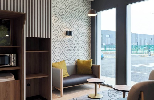 Cergy Hotel | Discover B&B HOTEL Cergy Saint-Christophe Gare: 9/10 Rated