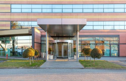 Roreto Hotel | Discover Comfort at B&B Hotel Cherasco Langhe – 4 Stars