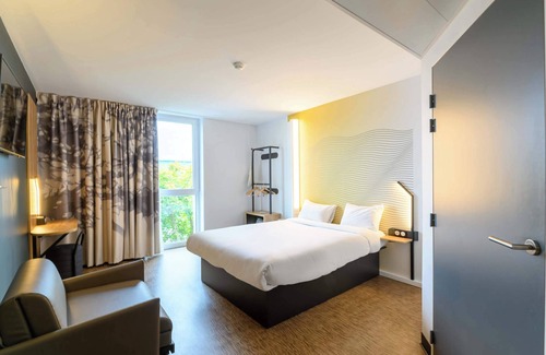 Compiegne Hotel | Eco-Friendly Stay at B&B HOTEL Compiègne - Rated 9.4/10