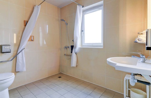 Marsannay-la-Cote Hotel | Relax at B&B HOTEL DIJON Les Portes du Sud with Spa & Breakfast