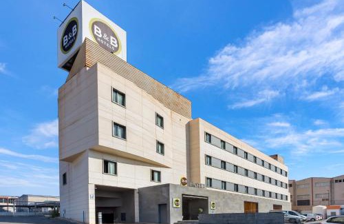 Elche Hotel | Discover B&B HOTEL Elche: Pet-Friendly & Family-Oriented Stay