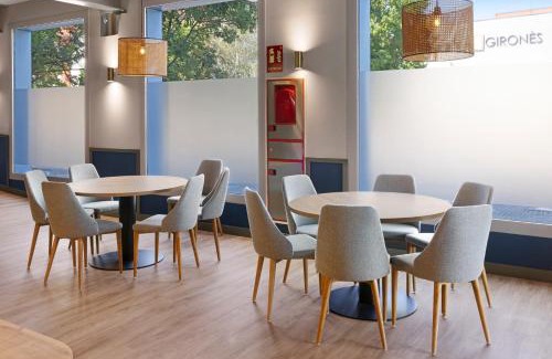 Salt Hotel | Discover B&B HOTEL Girona 2: Pet-Friendly & Family Ready