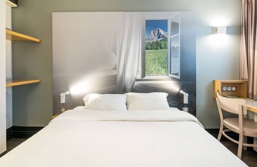 Gieres Hotel | Convenient B&B HOTEL Grenoble Université with Breakfast Included