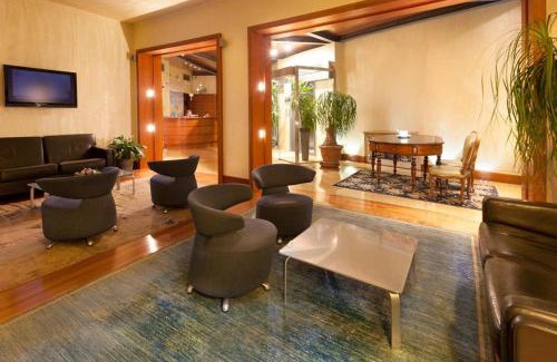 Imperia Hotel | Relax at Hotel Rossini Al Teatro with Oceanfront Views