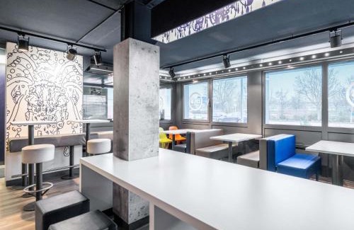 Lenting Hotel | Budget-Friendly ibis budget Ingolstadt Lenting for Families