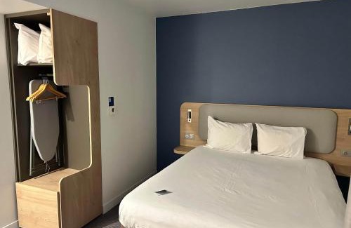 Sainte Marie - Saint Leon Hotel | Comfortable Stay at Holiday Inn Express - Le Havre Centre