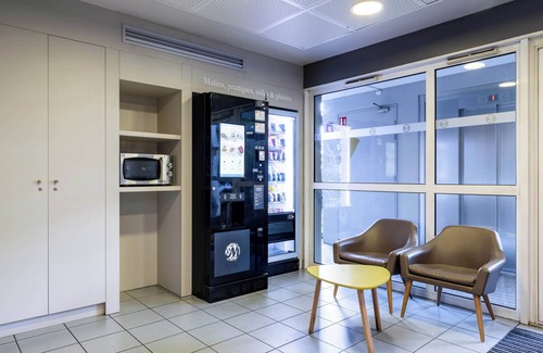 Seclin Hotel | Discover B&B HOTEL Lille Seclin Unexpo: Family-Friendly Comfort