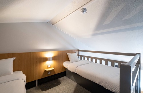 Seclin Hotel | Discover B&B HOTEL Lille Seclin Unexpo: Family-Friendly Comfort