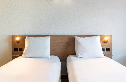 Lully Hotel | Eco-Friendly B&B Hotel Lully 3 Lakes with Breakfast Included