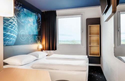 Munchen District Hotel | Pet-Friendly B&B Hotel München-Garching for Family Stays