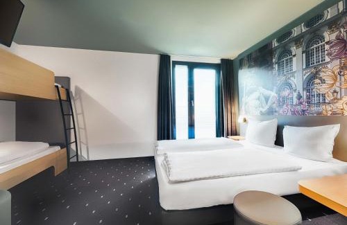 Moosach Hotel | Pet-Friendly B&B Hotel München-Moosach with Family Amenities