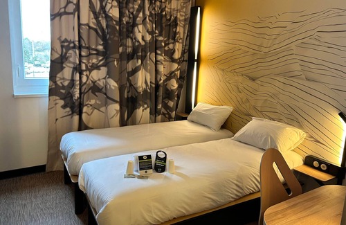 Genay Hotel | Comfortable Stay at B&B HOTEL Massieux Genay with Spa
