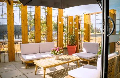 Ars-Laquenexy Hotel | Pet-Friendly Retreat at B&B HOTEL Metz Est Technopole