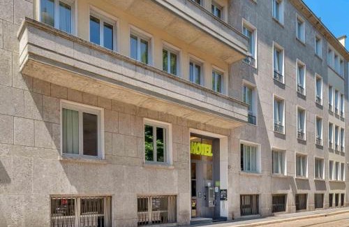 San Vittore Hotel | Discover B&B Hotel Milano Sant'Ambrogio – Pet Friendly Stay