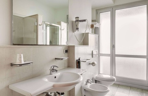 Crocetta-San Lazzaro-Modena Est Hotel | Eco-Friendly B&B Hotel Modena with Breakfast & Accessibility