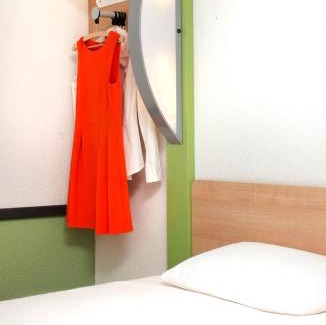 Saint-Victor Hotel | Comfortable B&B HOTEL Montluçon Saint-Victor with Ocean Views