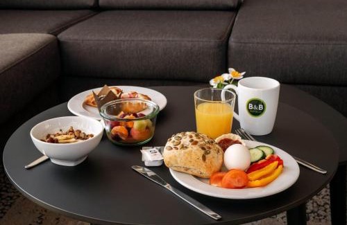 Mitte Hotel | Cozy B&B Hotel Nürnberg-Plärrer with Pet-Friendly Perks
